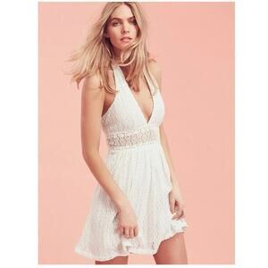 Free People So Sweetly White Crochet Halter Mini Dress Cotton Lace 10 Romantic
